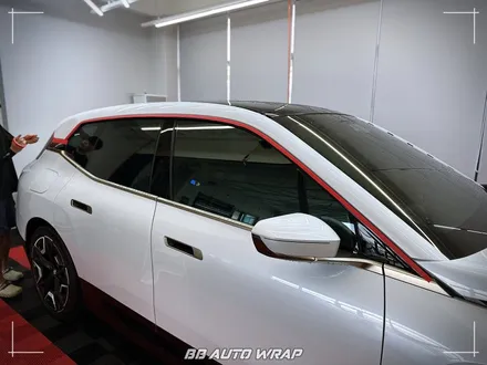 [공지] BMW 전기차 iX 상단 블랙 PPF와 실내 랩핑으로 최첨단 모습으로 만들기! / 부산 강서구 명지동