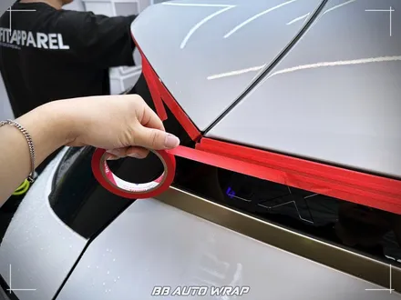 [공지] BMW 전기차 iX 상단 블랙 PPF와 실내 랩핑으로 최첨단 모습으로 만들기! / 부산 강서구 명지동