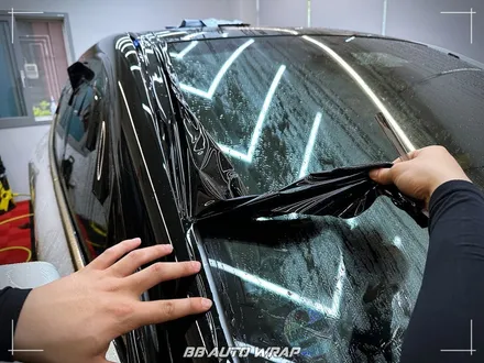 [공지] BMW 전기차 iX 상단 블랙 PPF와 실내 랩핑으로 최첨단 모습으로 만들기! / 부산 강서구 명지동