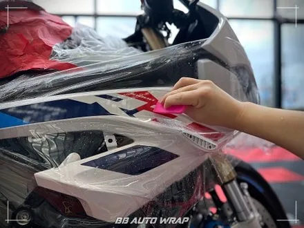 부산 바이크 PPF 전문점에서 BMW S 1000 RR  전체 시공으로 카울 새것처럼 관리해 보기 / 부산 강서구