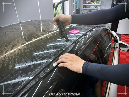 [공지] BMW 전기차 iX 상단 블랙 PPF와 실내 랩핑으로 최첨단 모습으로 만들기! / 부산 강서구 명지동