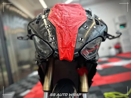 부산 바이크 PPF 전문점에서 BMW S 1000 RR  전체 시공으로 카울 새것처럼 관리해 보기 / 부산 강서구