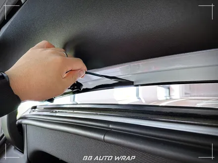 [공지] BMW 전기차 iX 상단 블랙 PPF와 실내 랩핑으로 최첨단 모습으로 만들기! / 부산 강서구 명지동