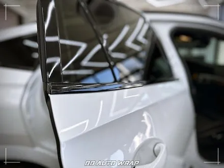 사고로 인해 손상된 BMW X6 크롬랩핑 보험처리로 수리부터 랩핑 시공까지 한 번에 해결하기! 창원랩핑 / 부산 강서구 명지동