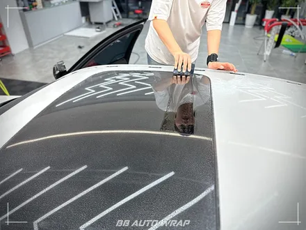 부산 PPF 전문점에서 BMW 5시리즈 클리프 디자인 스모그 라이트 PPF + 블랙 PPF로 루프스킨 및 창틀 크롬 딜리트 시공하기 / 부산 강서구