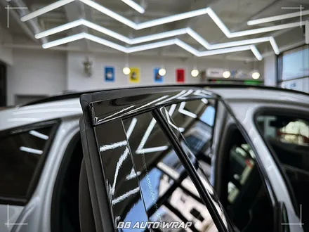 사고로 인해 손상된 BMW X6 크롬랩핑 보험처리로 수리부터 랩핑 시공까지 한 번에 해결하기! 창원랩핑 / 부산 강서구 명지동
