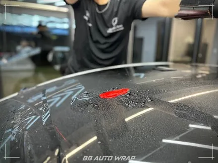 부산 PPF 전문점에서 BMW 5시리즈 클리프 디자인 스모그 라이트 PPF + 블랙 PPF로 루프스킨 및 창틀 크롬 딜리트 시공하기 / 부산 강서구