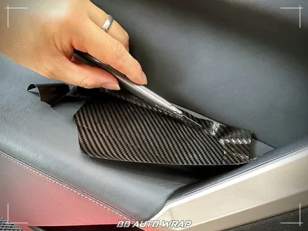 [공지] BMW 전기차 iX 상단 블랙 PPF와 실내 랩핑으로 최첨단 모습으로 만들기! / 부산 강서구 명지동