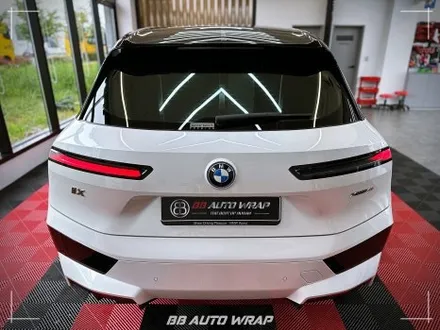 [공지] BMW 전기차 iX 상단 블랙 PPF와 실내 랩핑으로 최첨단 모습으로 만들기! / 부산 강서구 명지동