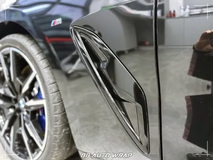 2025 BMW 8시리즈 그란쿠페 전체 크롬 죽이기로 블랙 에디션 만들기 부산랩핑 / 부산 강서구 명지동