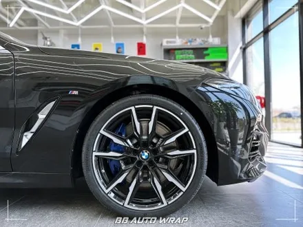2025 BMW 8시리즈 그란쿠페 전체 크롬 죽이기로 블랙 에디션 만들기 부산랩핑 / 부산 강서구 명지동