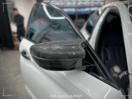 부산 PPF 전문점에서 BMW 5시리즈 클리프 디자인 스모그 라이트 PPF + 블랙 PPF로 루프스킨 및 창틀 크롬 딜리트 시공하기 / 부산 강서구