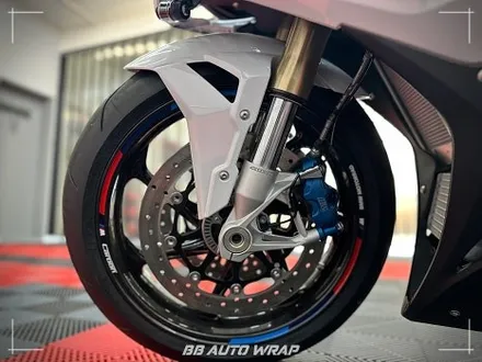 부산 바이크 PPF 전문점에서 BMW S 1000 RR  전체 시공으로 카울 새것처럼 관리해 보기 / 부산 강서구