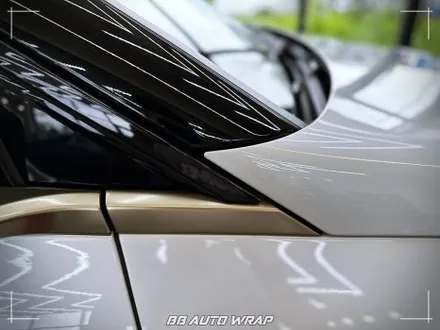 [공지] BMW 전기차 iX 상단 블랙 PPF와 실내 랩핑으로 최첨단 모습으로 만들기! / 부산 강서구 명지동