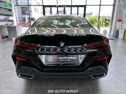 2025 BMW 8시리즈 그란쿠페 전체 크롬 죽이기로 블랙 에디션 만들기 부산랩핑 / 부산 강서구 명지동