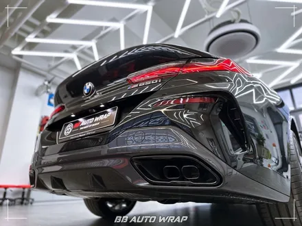 2025 BMW 8시리즈 그란쿠페 전체 크롬 죽이기로 블랙 에디션 만들기 부산랩핑 / 부산 강서구 명지동