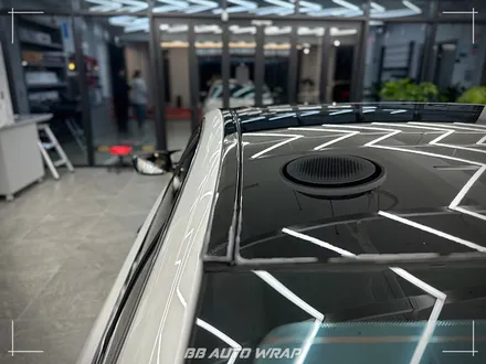 부산 PPF 전문점에서 BMW 5시리즈 클리프 디자인 스모그 라이트 PPF + 블랙 PPF로 루프스킨 및 창틀 크롬 딜리트 시공하기 / 부산 강서구