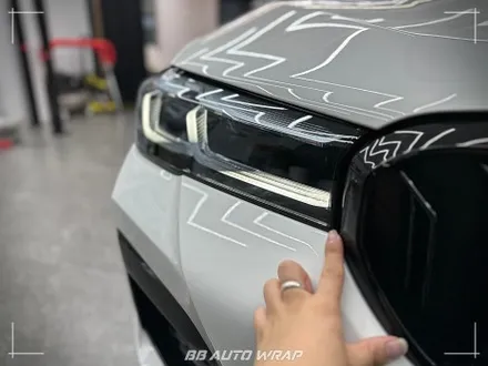부산 PPF 전문점에서 BMW 5시리즈 클리프 디자인 스모그 라이트 PPF + 블랙 PPF로 루프스킨 및 창틀 크롬 딜리트 시공하기 / 부산 강서구