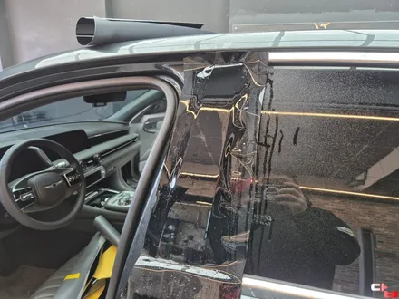 제네시스 플래그쉽 세단 G90 RS4 필러 하이그로시에 흠집이 났다면 블랙PPF 시공하면 말끔할까? / 동탄 영천동