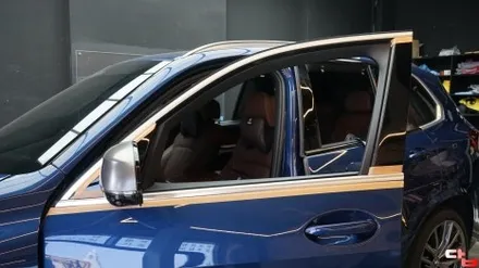 동탄 BMW G05 X5 M50D 윈도우몰딩 휀다 덕트 크롬딜리트 랩핑! / 동탄 영천동