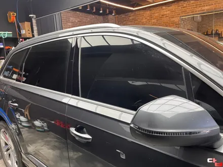 동탄썬팅 글라스틴트 선셋 아우디 Q7 45TDI 너무 짙은 썬팅 농도에 눈이 피로하다면 시인성 좋은 필름으로 교체는 필수 / 화성, 동탄, 수원, 오산