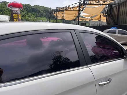 썬팅필름브랜드만 보고 저가시공을 하셨다간 결국 제거 후 동탄썬팅재시공 이중지출은 그만. #뒷유리기포 #썬팅기포 - 디테일링의답 동탄점 / 화성, 동탄, 수원, 오산