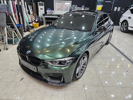 경기 광주 랩핑 BMW 3시리즈 오토벨벳 미드나잇그린 전체랩핑 시공 / 이천시 마장면 장암리