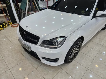 여주 랩핑 벤츠 cls 350 amg 보험처리 앞범퍼 재시공 3m 화이트 골드 스파클 / 이천시 마장면 장암리
