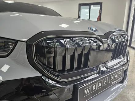 곤지암 랩핑 랩데이 - BMW i5   아이코닉 글로우 그릴 크롬죽이기 / 이천시 마장면 장암리