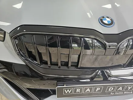 곤지암 랩핑 랩데이 - BMW i5   아이코닉 글로우 그릴 크롬죽이기 / 이천시 마장면 장암리