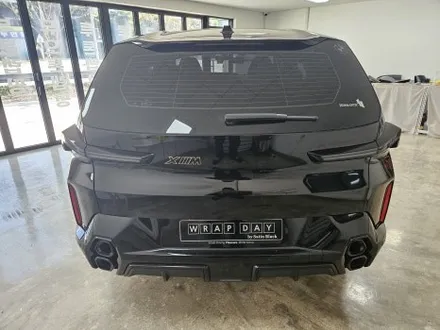 이천 랩핑 랩데이 - BMW XM 오토벨벳 고광택 피아노 블랙 전체랩핑 / 이천시 마장면 장암리