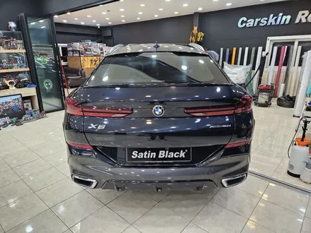 여주 랩핑 - BMW X6 사틴 화이트 전체랩핑 및 루프스킨 3M 블랙유광 시공기 / 이천시 마장면 장암리