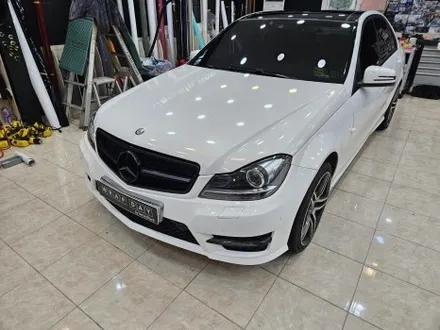 여주 랩핑 벤츠 cls 350 amg 보험처리 앞범퍼 재시공 3m 화이트 골드 스파클 / 이천시 마장면 장암리
