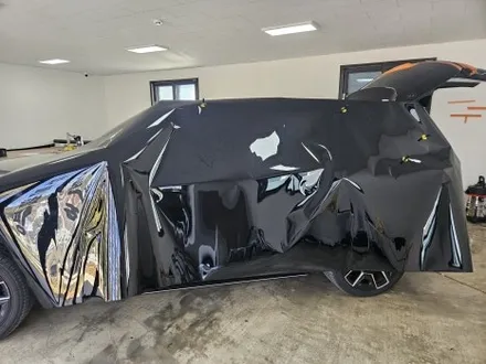 이천 랩핑 랩데이 - BMW XM 오토벨벳 고광택 피아노 블랙 전체랩핑 / 이천시 마장면 장암리