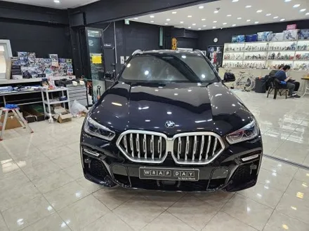 여주 랩핑 - BMW X6 사틴 화이트 전체랩핑 및 루프스킨 3M 블랙유광 시공기 / 이천시 마장면 장암리