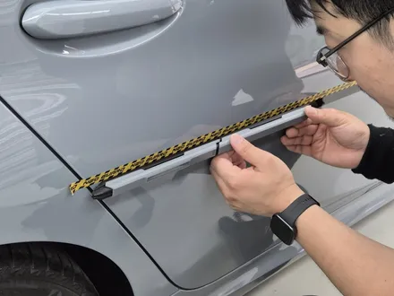 신차 문콕방지에는 도어가드! BMW 320i 브루클린 그레이 가디언 네오가드+문콕방지 랩핑 판교,분당,성남 랩핑샵 랩플립 / 성남시 중원구 여수동