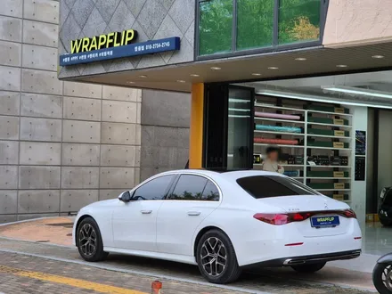 메르세데스 벤츠 신형 E클래스 W214 돌빵,스톤칩 방지 헤드라이트 투명 PPF 시공 분당랩핑샵 랩플립 / 성남시 중원구 여수동