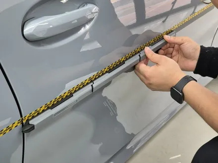 신차 문콕방지에는 도어가드! BMW 320i 브루클린 그레이 가디언 네오가드+문콕방지 랩핑 판교,분당,성남 랩핑샵 랩플립 / 성남시 중원구 여수동