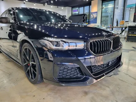 BMW G30 530i (사틴블랙)전체 랩핑 시공 리뷰! / 성남시 중원구 여수동