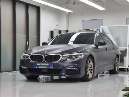 BMW G30 520d 전면그릴 크롬죽이기 분당랩핑샵 랩플립 / 성남시 중원구 여수동