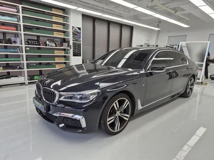 분당 랩핑 전문샵 BMW 7시리즈(G11)740Ld 전체 크롬죽이기 시공 랩플립 / 성남시 중원구 여수동