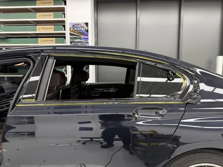분당 랩핑 전문샵 BMW 7시리즈(G11)740Ld 전체 크롬죽이기 시공 랩플립 / 성남시 중원구 여수동