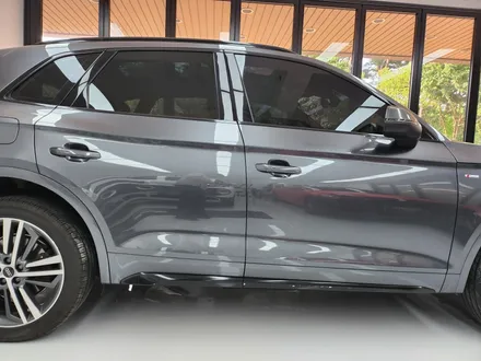 아우디 Q5 40 TDI 콰트로 크롬죽이기 보험수리(사고 수리,부분랩핑) 분당랩핑샵 랩플립 / 성남시 중원구 여수동