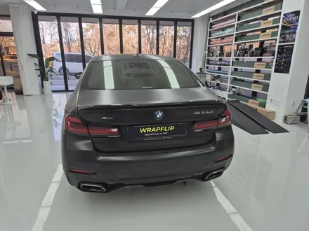 5시리즈 BMW G30 520i 고광택랩핑 나르도 그레이 전체랩핑 보험랩핑 사고랩핑 분당 랩핑샵 랩플립 / 성남시 중원구 여수동