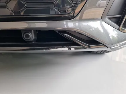 아우디 Q5 40 TDI 콰트로 크롬죽이기 보험수리(사고 수리,부분랩핑) 분당랩핑샵 랩플립 / 성남시 중원구 여수동