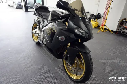 청주 바이크 랩핑 - cbr600rr 골드크롬 랩핑으로 변신 / 청주시 청원구