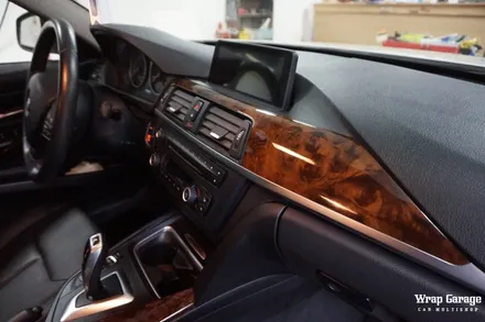 BMW 3시리즈 실내랩핑 SOTT리얼카본으로 우드를 새롭게 바꾸다! / 청주시 청원구