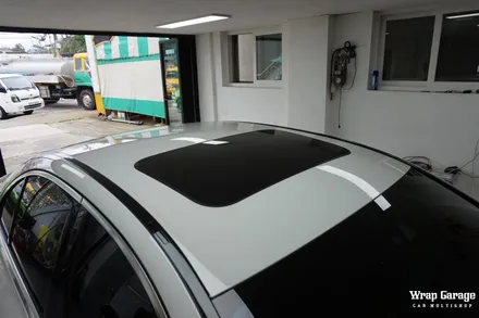벤츠E클래스 세로그릴 교체 및 루프스킨 시공 청주 랩핑 랩게러지^^ / 청주시 청원구