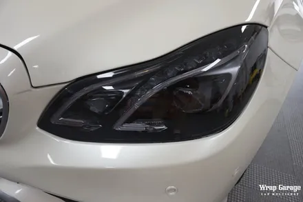 청주랩핑 벤츠 E63 amg 스모그PPF 라이트PPF 필름으로 블랙베젤 라이트만들기! / 청주시 청원구