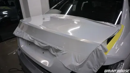 벤츠 C63 AMG 고스트 펄(홀로그램) 전체랩핑+그릴랩핑+커스텀 크롬데칼 시공[김포카스킨전문업체][랩하우스] / 김포시 양촌읍
